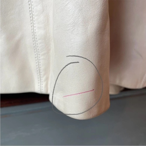 CHANEL BOUTIQUE Vintage Lambskin Sleeveless Longline Vest Creme Sz 38 With COA - Picture 11 of 16